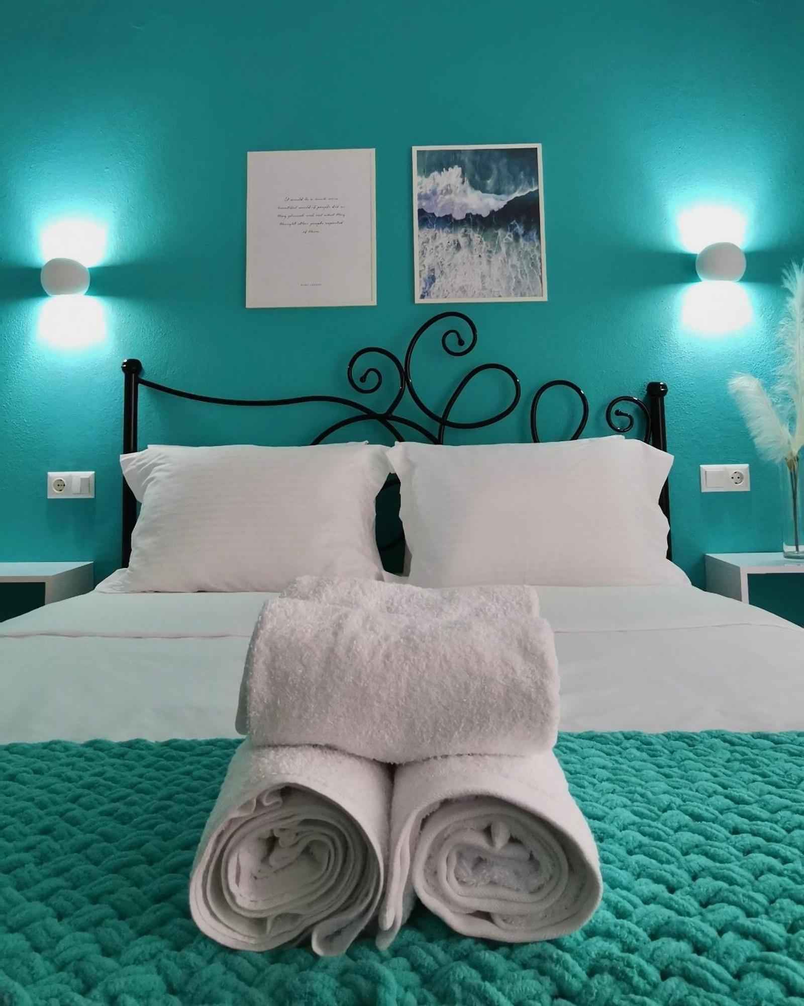 W Pearl Suite Néa Péramos Esterno foto